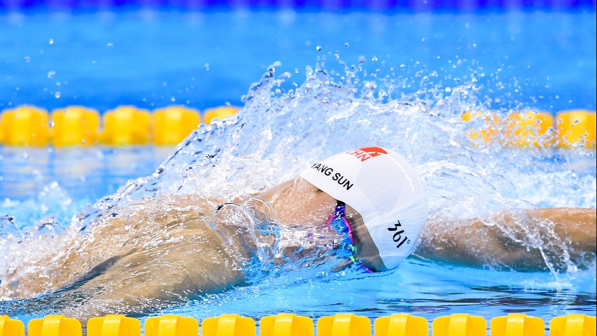 快船内线支柱下滑幅度明显偏大？，快船队内训练